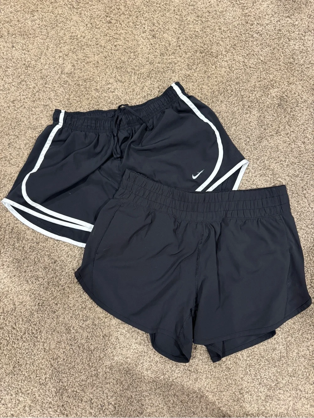 Bundle of 2 Track style active shorts with lining—Large—black